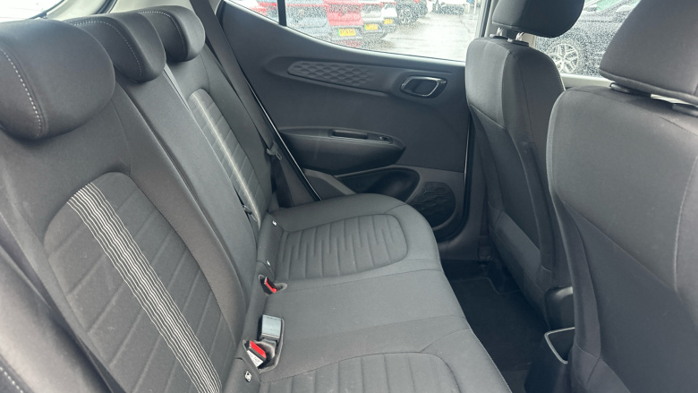 Hyundai i10 1.2 MPi SE Connect 5dr Petrol Hatchback